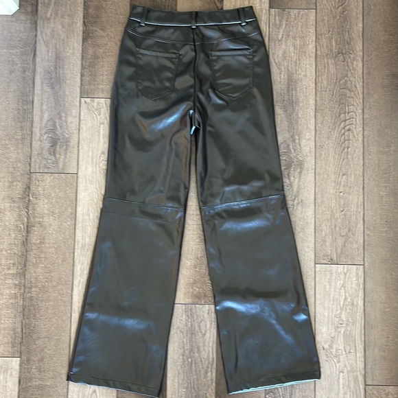 Black leather pants - Picture 5 of 6